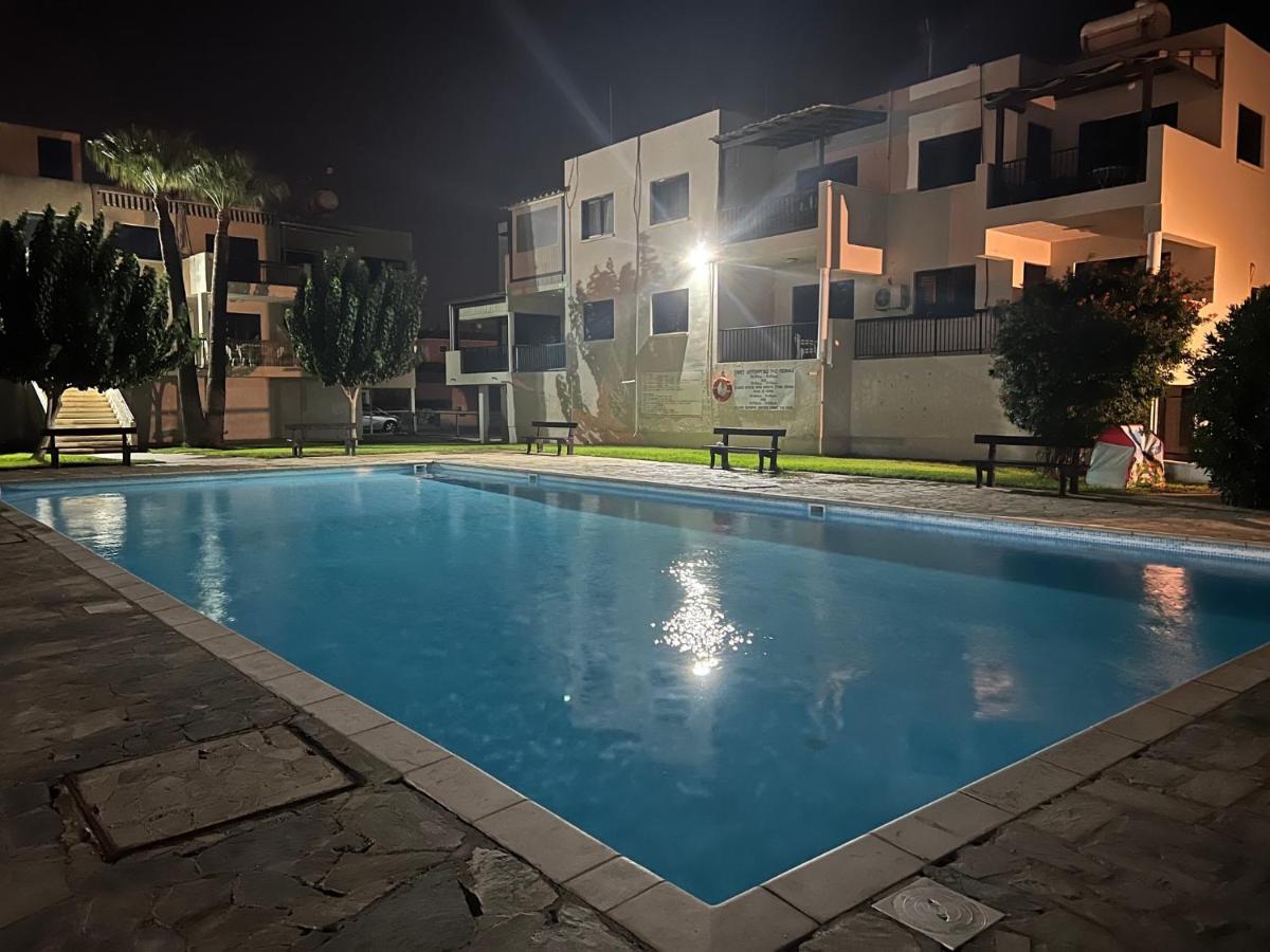 Taniandres Apartments Paralimni Esterno foto